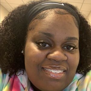 Meet your Posher, Santana